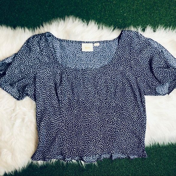 Maeve Tops - Maeve Anthropologie Navy Arrow Print Crop Top